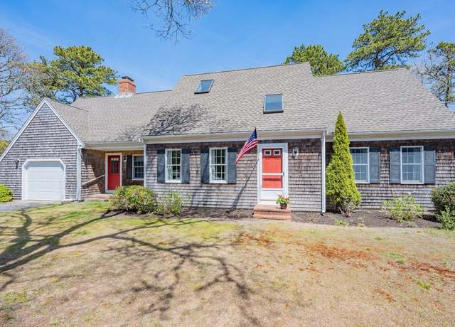 Property at 11 Scotlin Way, Harwich, MA 02645, 4 beds, 2.5 baths