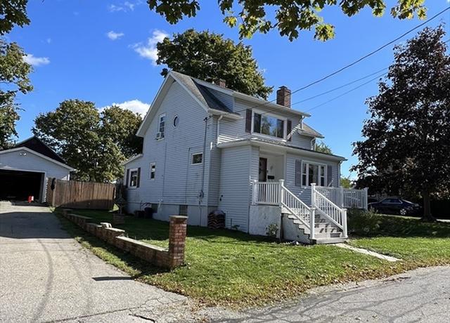 Property at 32 Macomber Ave, Swansea, MA 02777, 3 beds, 1.5 baths