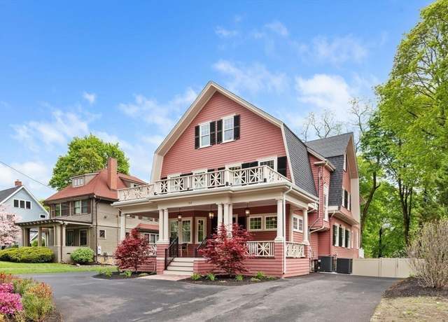 Property at 107 Cambridge St, Winchester, MA 01890, 6 beds, 4.5 baths