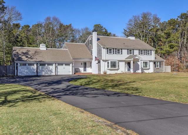 Property at 211 Pleasant St, Yarmouth, MA 02664, 5 beds, 3.5 baths