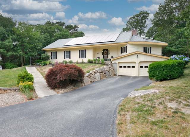 Property at 106 Ambleside Dr, Falmouth, MA 02540, 3 beds, 2.5 baths