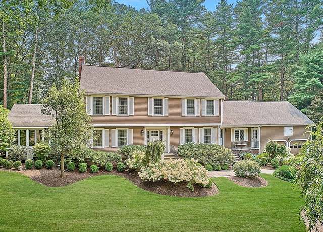 Property at 2 Knollwood Dr, Dover, MA 02030, 4 beds, 2.5 baths