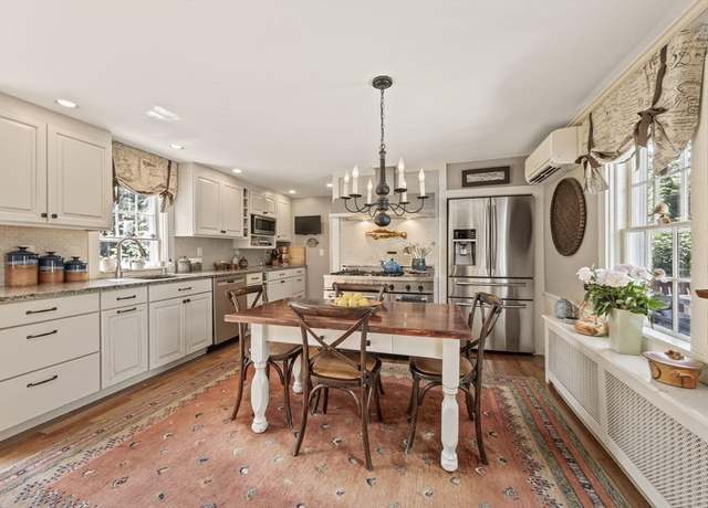 Property at 463 Route 6a, Yarmouth, MA 02675, 3 beds, 2.5 baths