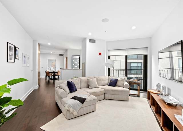 Property at 14 West Broadway Unit 10D, Boston, MA 02127, 1 bed, 1 bath