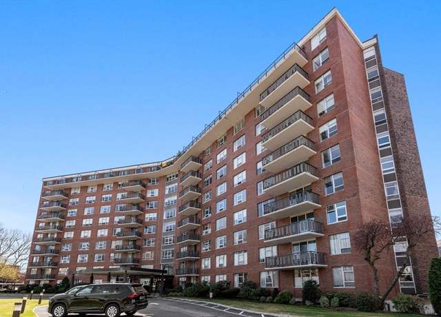 Property at 280 Boylston St #405, Newton, MA 02467, 1 bed, 1.5 baths