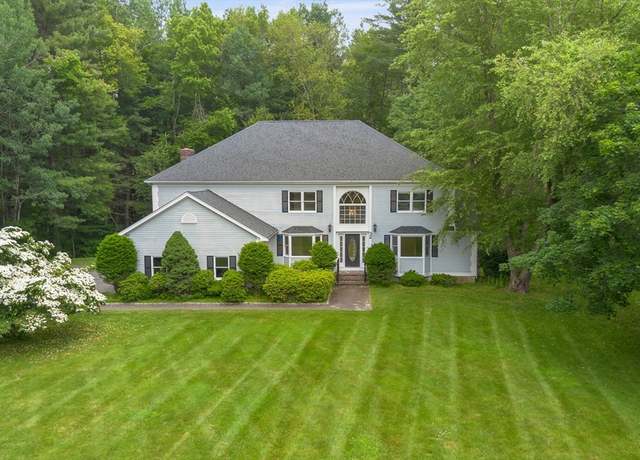 Property at 32 Twin Pond Ln, Sudbury, MA 01776, 4 beds, 3.5 baths