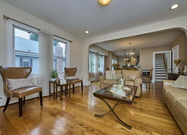 Property at 150 Centre St, Quincy, MA 02169, 6 beds, 4 baths