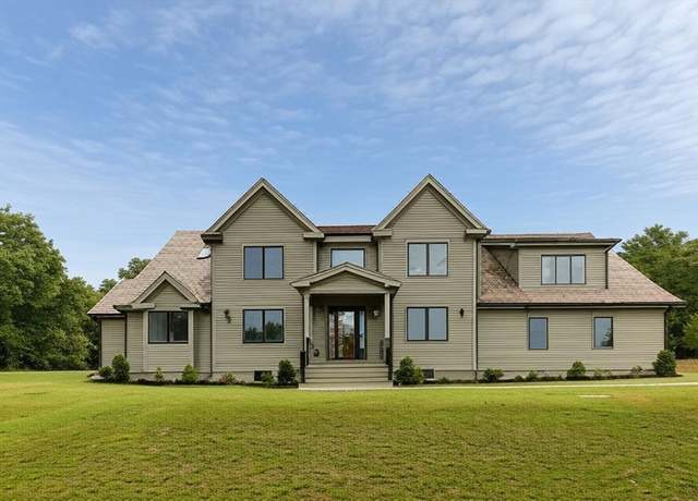 Property at 14 Fiske Pond Dr, Holliston, MA 01746, 5 beds, 5 baths