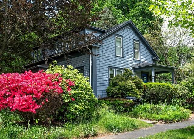 Property at 303 South St, Northampton, MA 01060, 4 beds, 1.5 baths