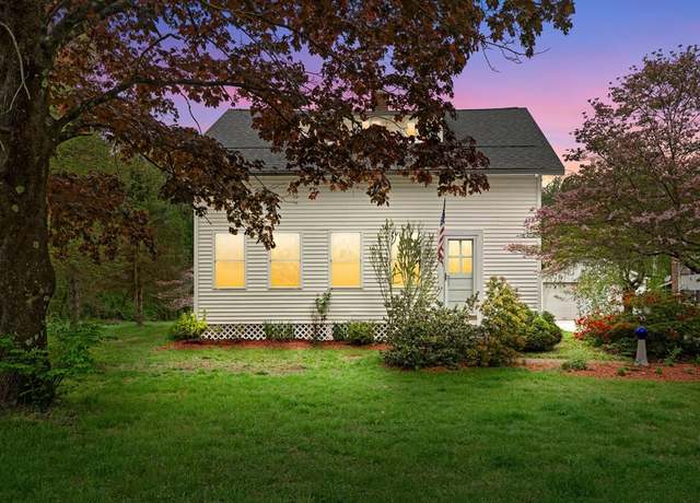 Property at 259 Hartford Ave W, Uxbridge, MA 01569, 3 beds, 1 bath