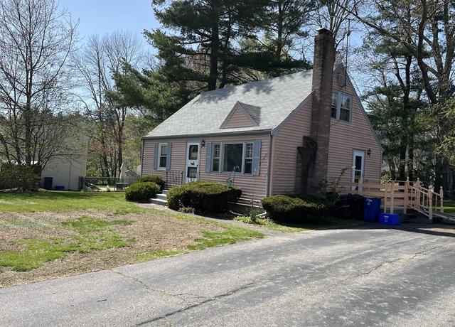 Property at 7 Brookside Dr, Foxboro, MA 02035, 3 beds, 1 bath