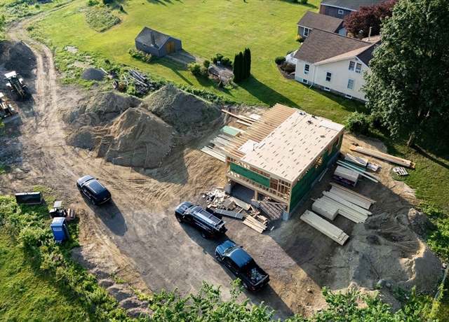 Property at 100 King St, Groveland, MA 01834, 4 beds, 2.5 baths