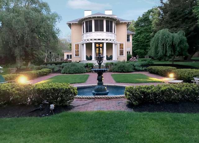 Property at 5 Main Dr, Wenham, MA 01984, 5 beds, 4.5 baths
