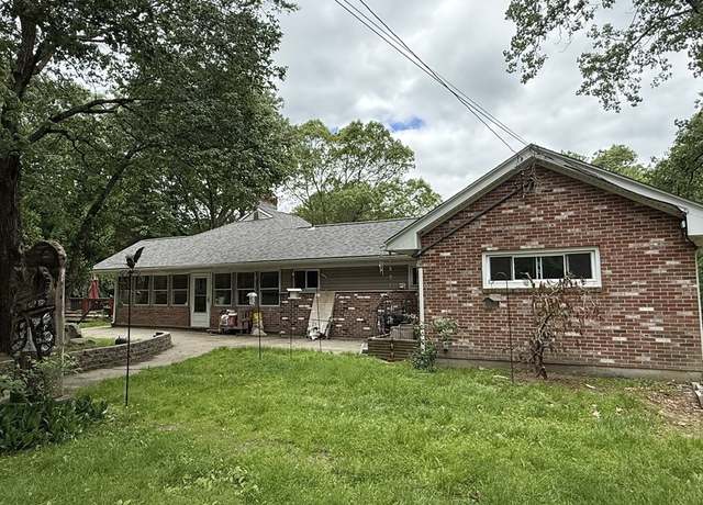 Property at 166 Fairview Ave, Rehoboth, MA 02769, 3 beds, 2 baths