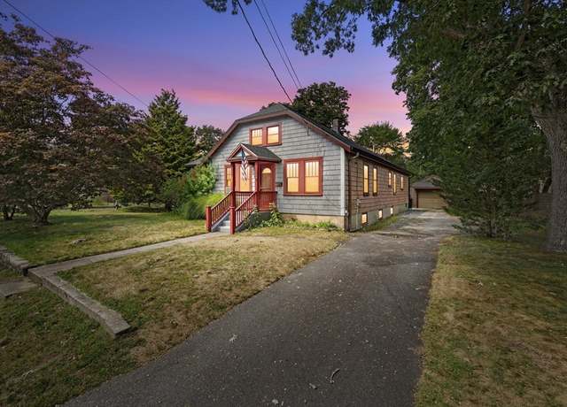 Property at 25 Bella Vista Ave, Mansfield, MA 02048, 3 beds, 1 bath