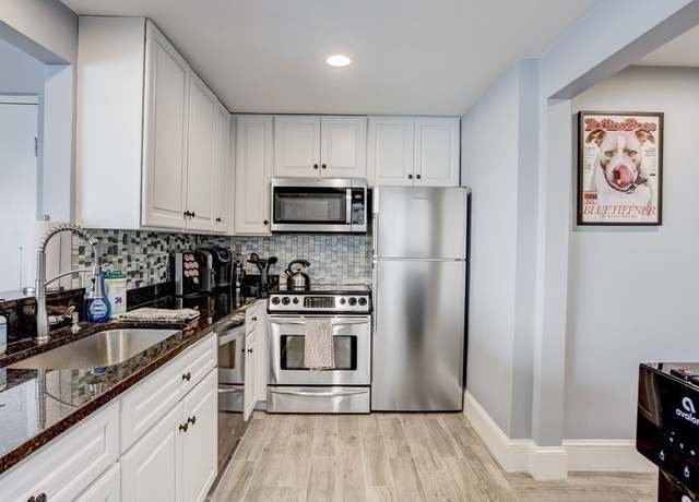 Photo of 7 Dorchester St #4, Quincy, MA 02171