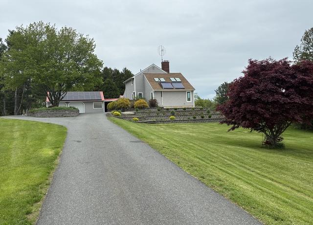 Property at 169 Old Albany Rd, Greenfield, MA 01301, 3 beds, 2.5 baths