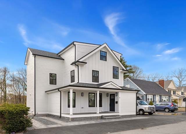 Property at 11 Traverse St, Wakefield, MA 01880, 4 beds, 3.5 baths