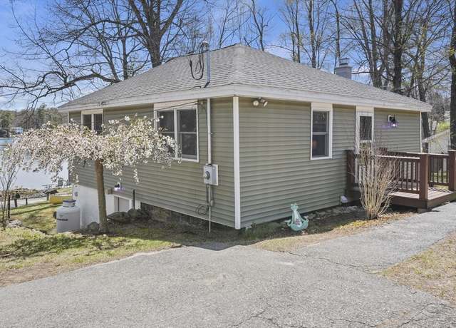 Property at 39 Lakeview Dr, Leominster, MA 01453, 3 beds, 1.5 baths