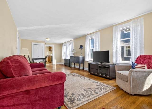 Property at 9 Farragut Ave #9, Somerville, MA 02144, 2 beds, 1 bath