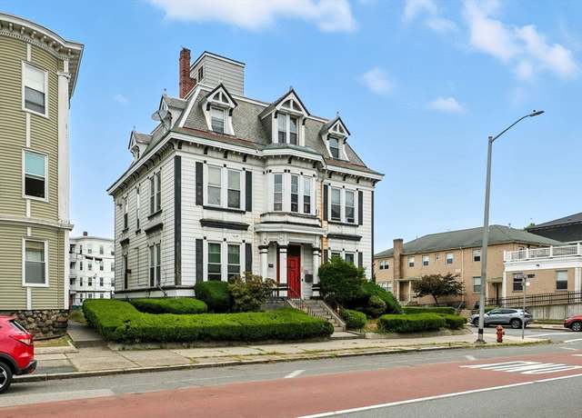 Property at 121 N Common, Lynn, MA 01902, 14 beds, 4.5 baths