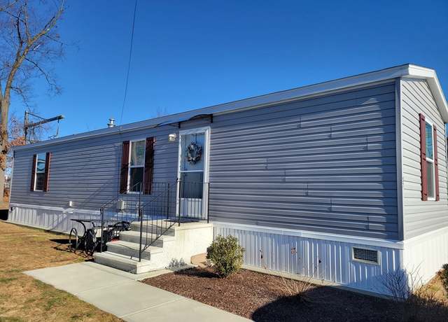Property at 548 Kenyon Ave #57, Attleboro, MA 02703, 2 beds, 2 baths