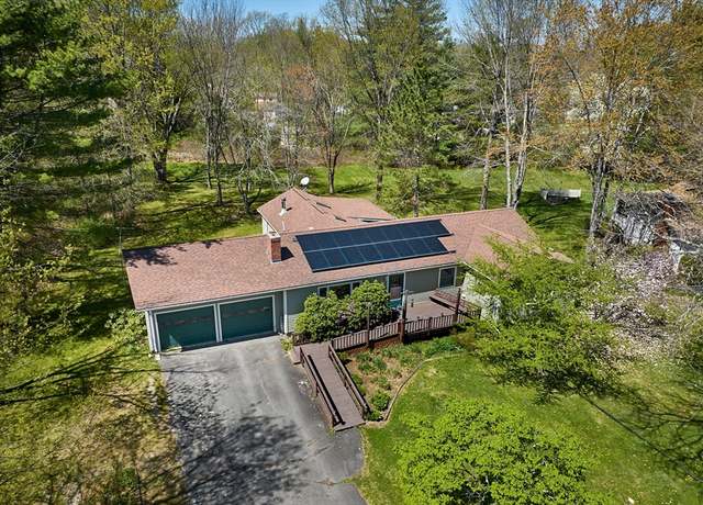 Property at 89 Pondview Dr, Amherst, MA 01002, 3 beds, 2.5 baths