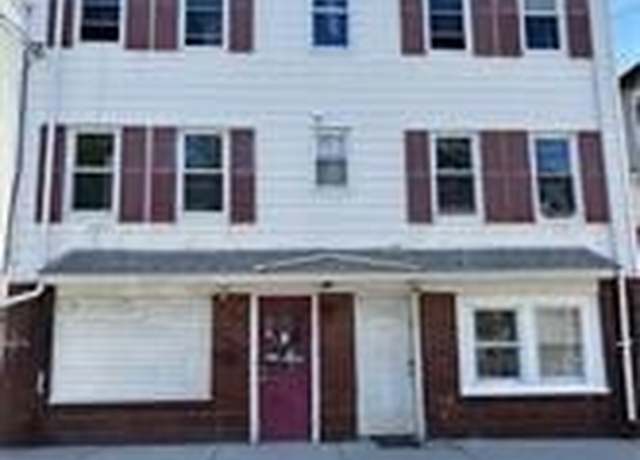 Property at 870 Douglas, Providence, RI 02908, 8 beds, 4.5 baths