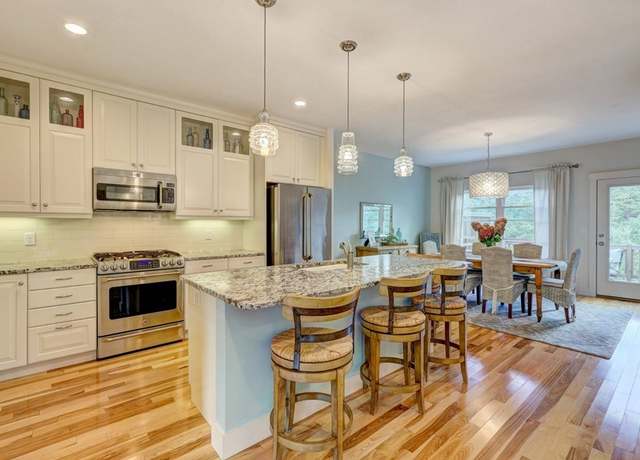 Property at 30 Jamison Way #30, Plymouth, MA 02360, 3 beds, 3 baths