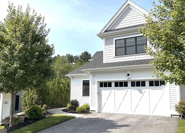 Property at 30 Southfield Ln #30, Sherborn, MA 01770, 3 beds, 3 baths