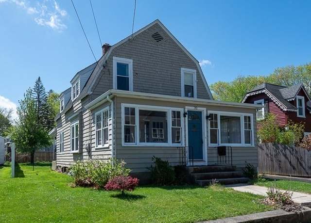 Property at 32 Park Ave, Leominster, MA 01453, 3 beds, 1.5 baths