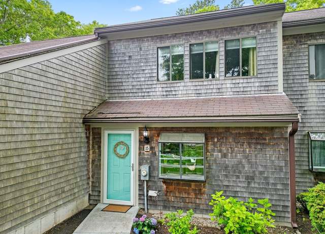 Property at 15 Roundhouse Rd #15, Bourne, MA 02532, 1 bed, 1.5 baths