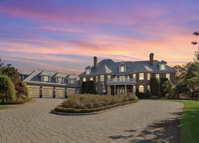 Property at 150 Horseneck Rd, Dartmouth, MA 02748, 5 beds, 6.5 baths