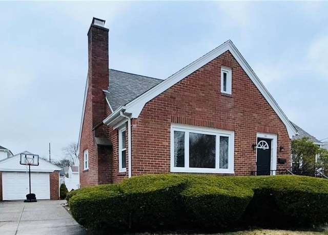 Property at 54 Webb St, Providence, RI 02908, 4 beds, 2 baths
