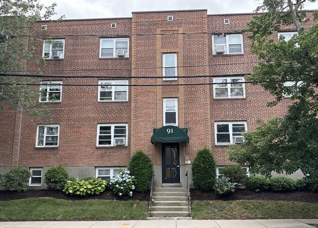 Property at 91 Chestnut St #4, Brookline, MA 02445, 2 beds, 1 bath