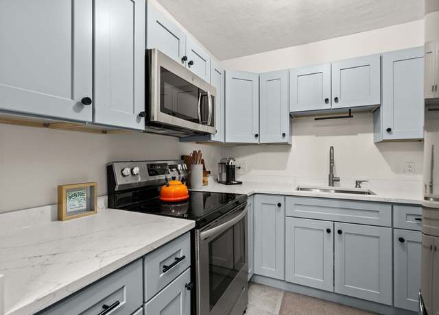 Property at 99 Grove St #4, Boston, MA 02132, 1 bed, 1 bath