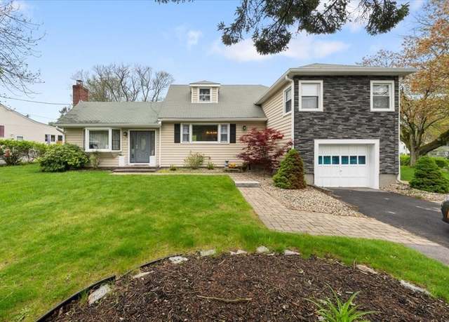 Property at 16 Vista Dr, Danvers, MA 01923, 3 beds, 2 baths
