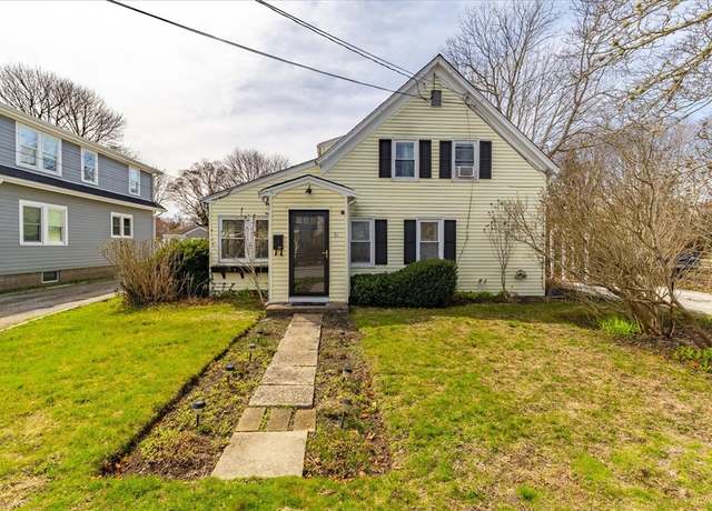 Property at 51 Chase St, Barnstable, MA 02601, 4 beds, 3 baths