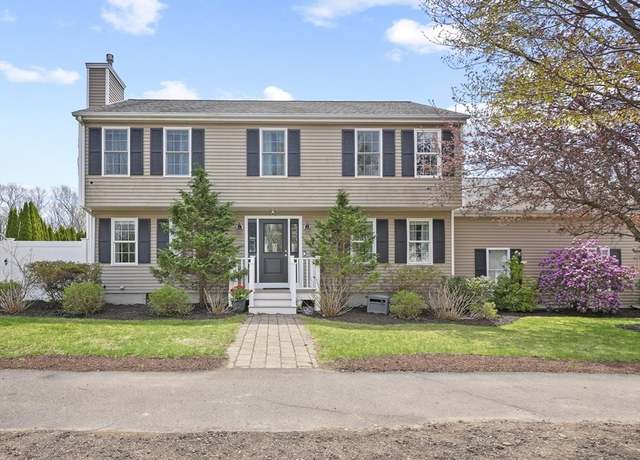 Property at 10 Matteo St, Worcester, MA 01606, 3 beds, 2.5 baths