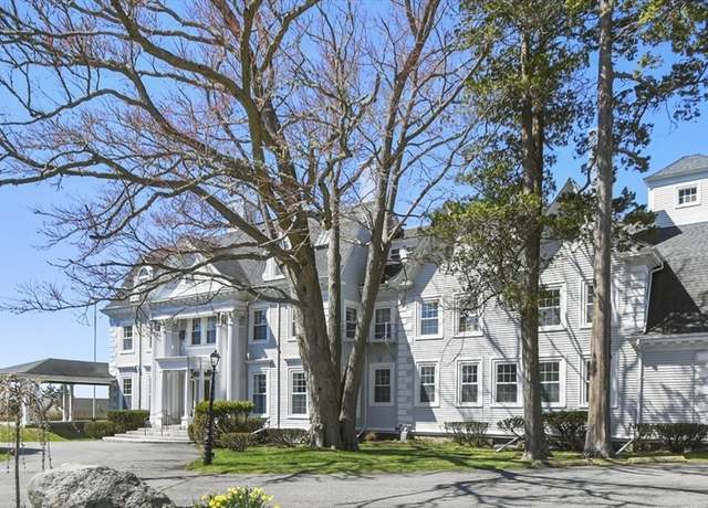 Property at 824 Tucker Rd, Dartmouth, MA 02747, 12 beds, 11.5 baths