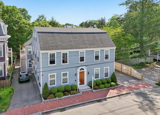 Property at 41 Washington St Unit D, Newburyport, MA 01950, 2 beds, 1.5 baths