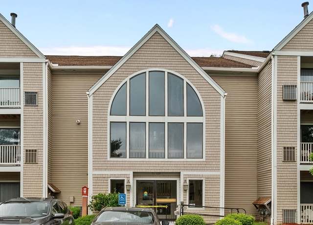 Property at 86 Hunters Run Pl #86, Haverhill, MA 01832, 2 beds, 1 bath