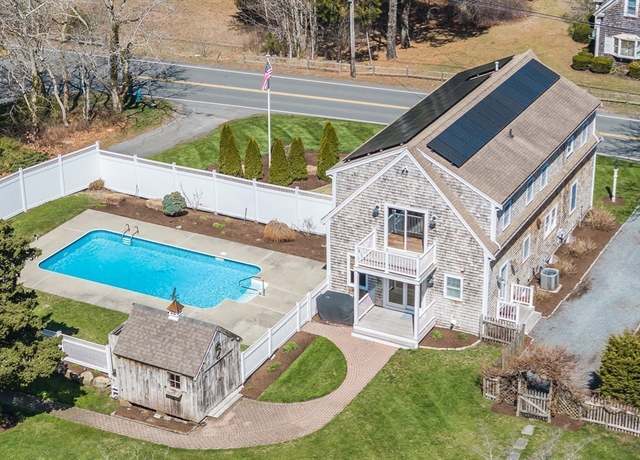 Property at 33 Queen Anne Rd, Harwich, MA 02645, 4 beds, 2.5 baths
