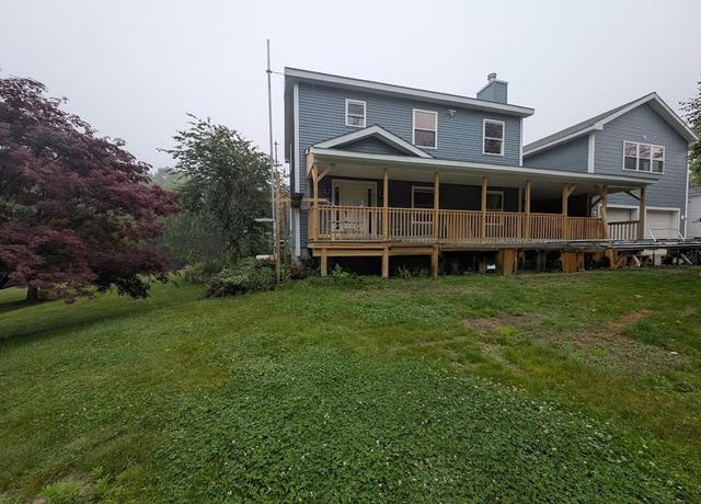 Property at 13 Boucher Rd, Charlton, MA 01507, 4 beds, 3.5 baths