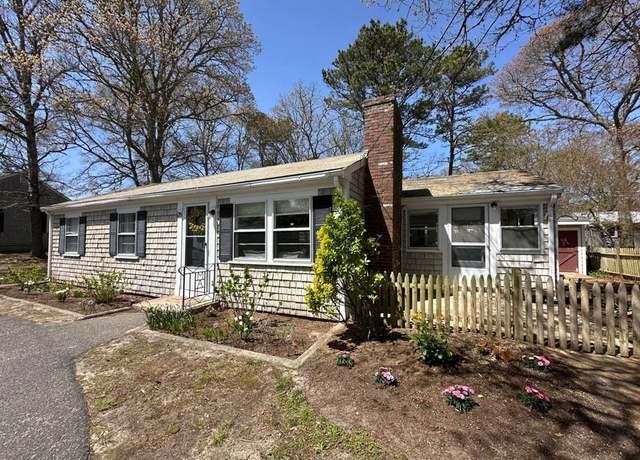 Property at 28 Thorwald Dr, Dennis, MA 02660, 3 beds, 1 bath