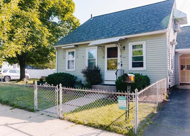 Property at 33 Savoy Ave, Springfield, MA 01104, 3 beds, 1.5 baths