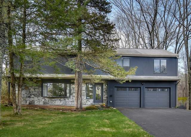 Property at 733 Salem End Rd, Framingham, MA 01702, 4 beds, 2.5 baths