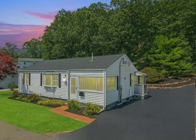 Property at 33 Park Rd, Lynn, MA 01904, 3 beds, 1.5 baths