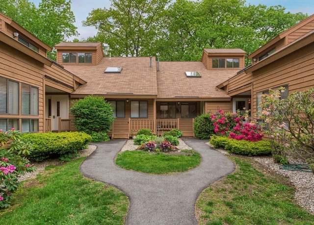 Property at 4 Clement Ct #4, Haverhill, MA 01832, 2 beds, 1.5 baths