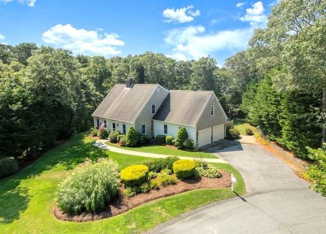 Property at 19 Windward Walk, Harwich, MA 02646, 4 beds, 2.5 baths